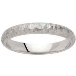 Alliance mariage platine demi jonc martelé
