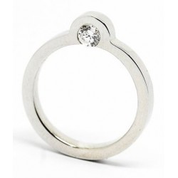 Solitaire Diamant exceptionnel d'élégance or blanc Insolite Alliance