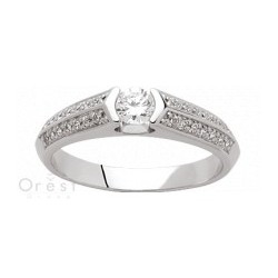 solitaire de fiançaille or blanc Insolite Lyon