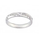 Alliance or blanc et diamants motifs vagues